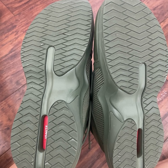 Green Fenty high top sneakers - Picture 6 of 6